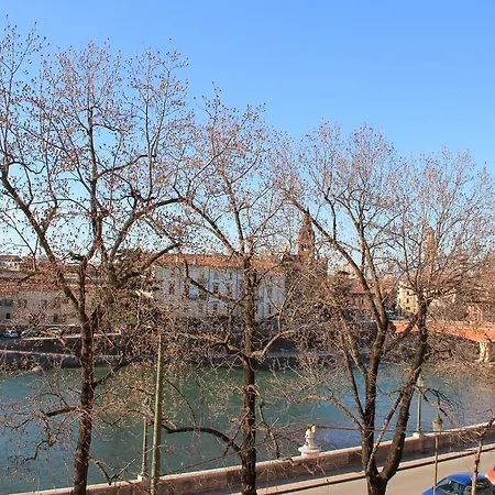 Porta Vittoria Appartamento Verona